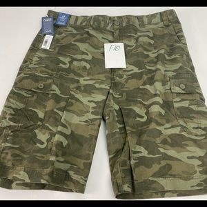 Roundtree & Yorke Mens Camouflage Cargo ShortsSz44